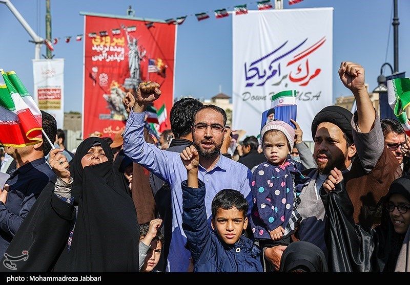 Iranians Express Support for Gaza on National Day against Global Arrogance