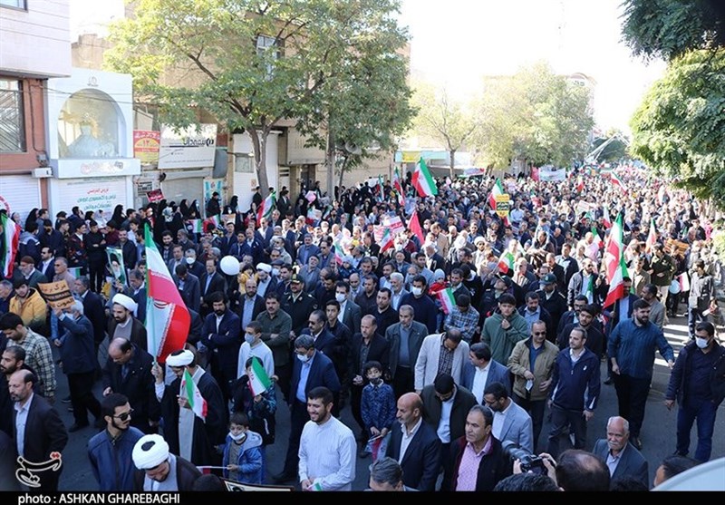 Iranians Express Support for Gaza on National Day against Global Arrogance