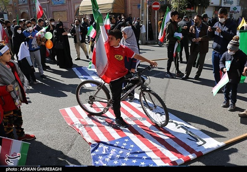 Iranians Express Support for Gaza on National Day against Global Arrogance