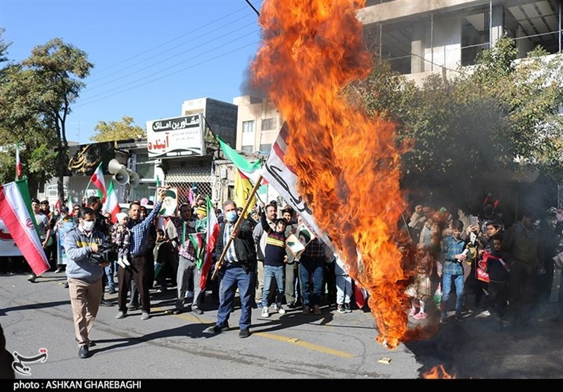 Iranians Express Support for Gaza on National Day against Global Arrogance