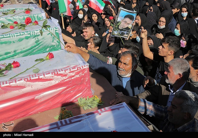 مراسم تشییع شهدای ایذه