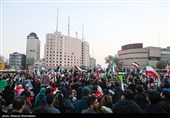 جشن پیروزی تیم ملی درخیابان های تهران
