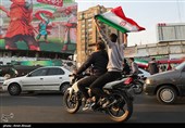 جشن پیروزی تیم ملی درخیابان های تهران
