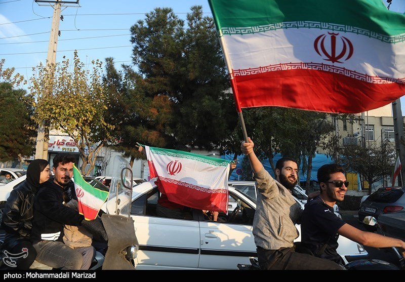 شادی مردم در پی برد ایران مقابل ولز - قم