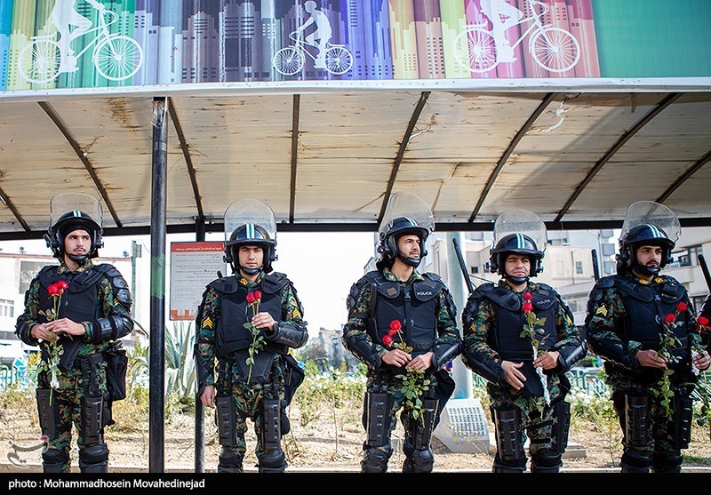 تقدیر خانواده های شهدا از نیروی انتظامی