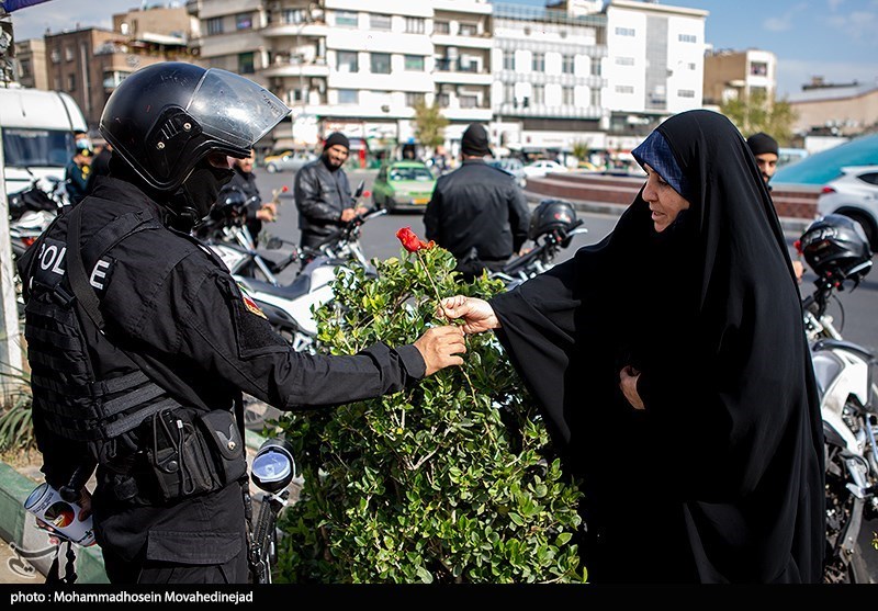 تقدیر خانواده های شهدا از نیروی انتظامی