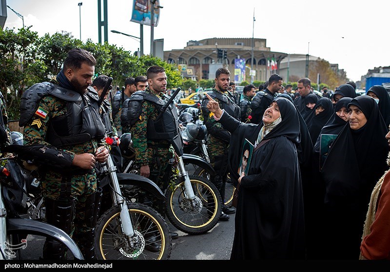تقدیر خانواده های شهدا از نیروی انتظامی