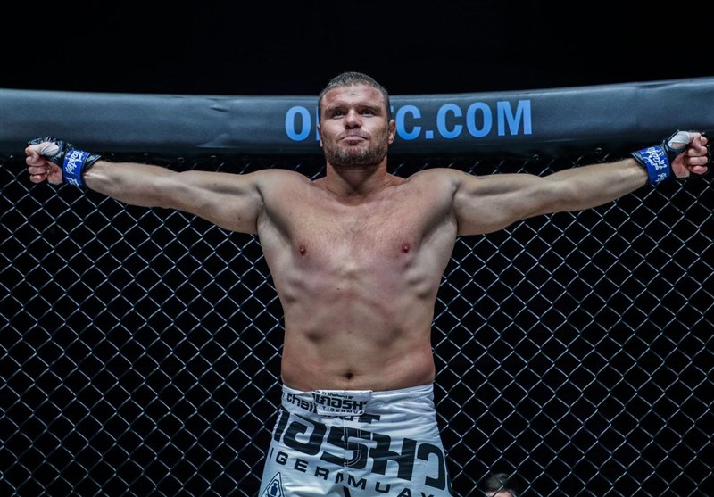 امیر علی‌اکبری , 