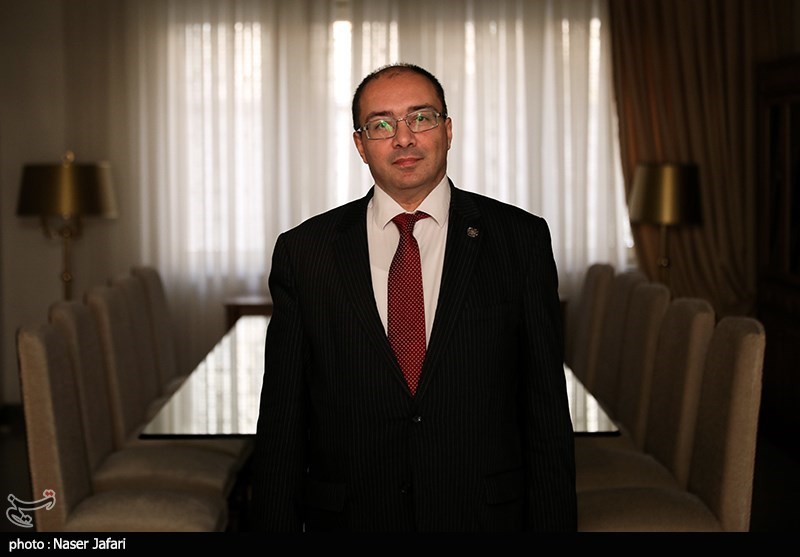 آرسن آواگیان سفیر ارمنستان