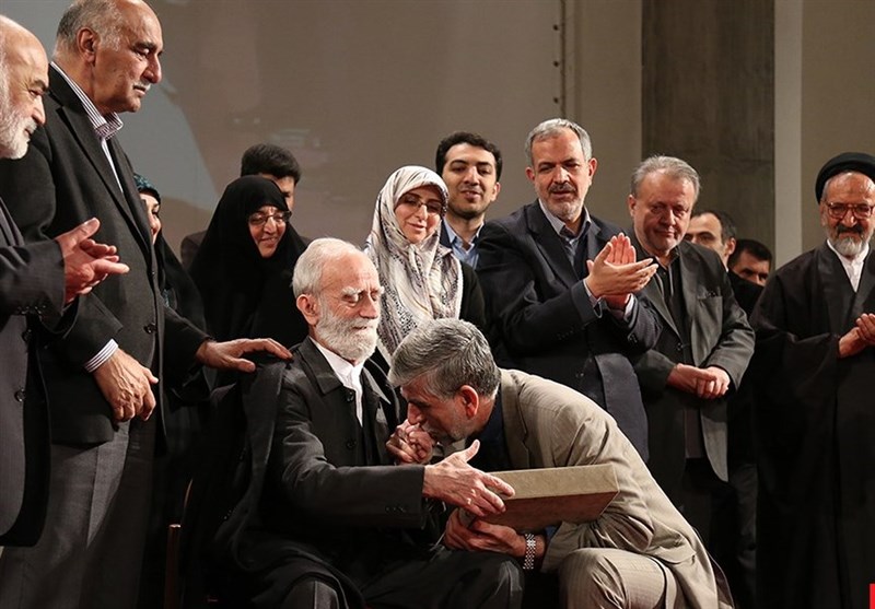 انقلاب اسلامی , نهضت آزادی ایران , آیتالله سید علی خامنهای , امام خمینی , رژیم پهلوی ,