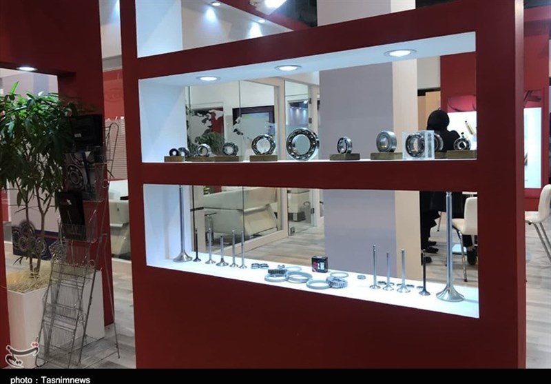 نمایشگاه خودرو و صنایع وابسته در استان مرکزی