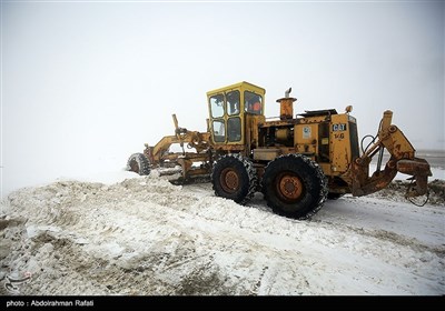 بازگشایی محورهای مواصلاتی شهرستان‌های کوهرنگ، اردل و کیار