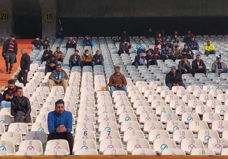 تیم فوتبال استقلال , تیم فوتبال ملوان بندرانزلی , 