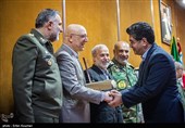 تقدیر امیر سرتیپ کیومرث حیدری فرمانده نیروی زمینی ارتش و محمدعلی زلفی گل وزیر علوم و تحقیقات از نخبگان علمی