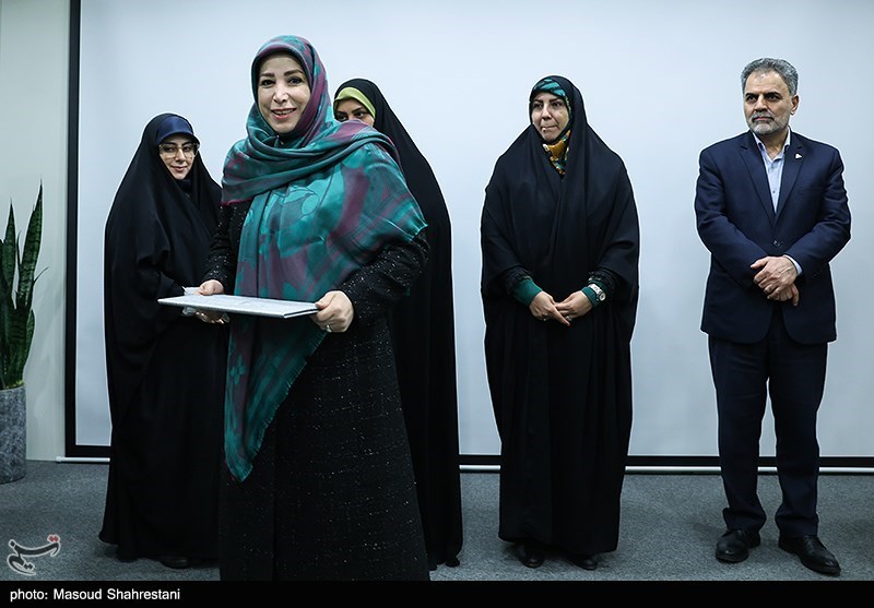 مراسم تقدیر از برگزیدگان جشنواره مد ولباس فجر