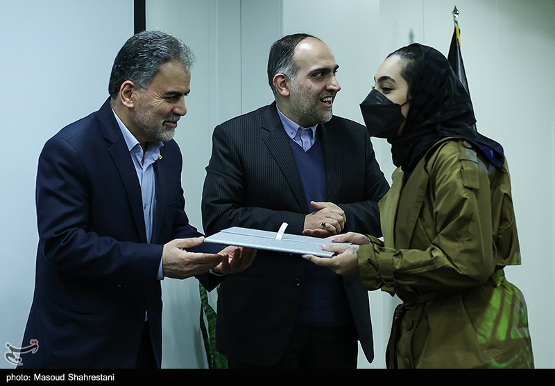 مراسم تقدیر از برگزیدگان جشنواره مد ولباس فجر