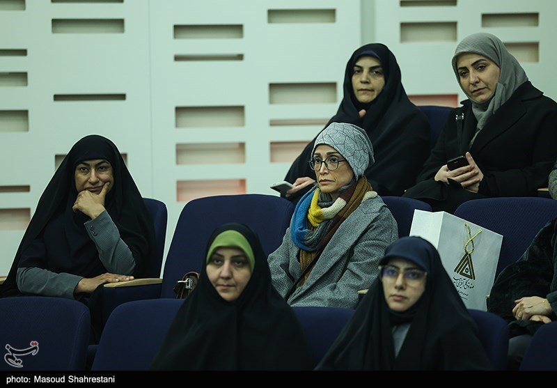 مراسم تقدیر از برگزیدگان جشنواره مد ولباس فجر