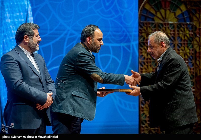 آیین پنجمین سالروز درگذشت رضا مقدسی و رونمایی از نشان قلم مقدس