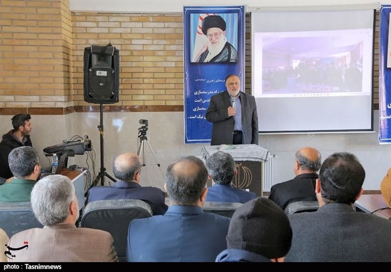 استانداری قزوین , دهه فجر انقلاب اسلامی , 