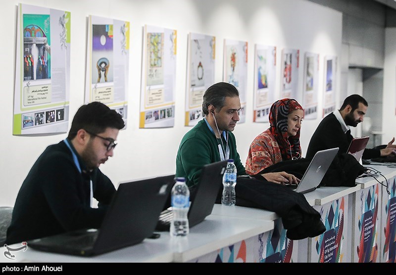 در حاشیه  چهارمین روز چهل و یکمین جشنواره فیلم فجر