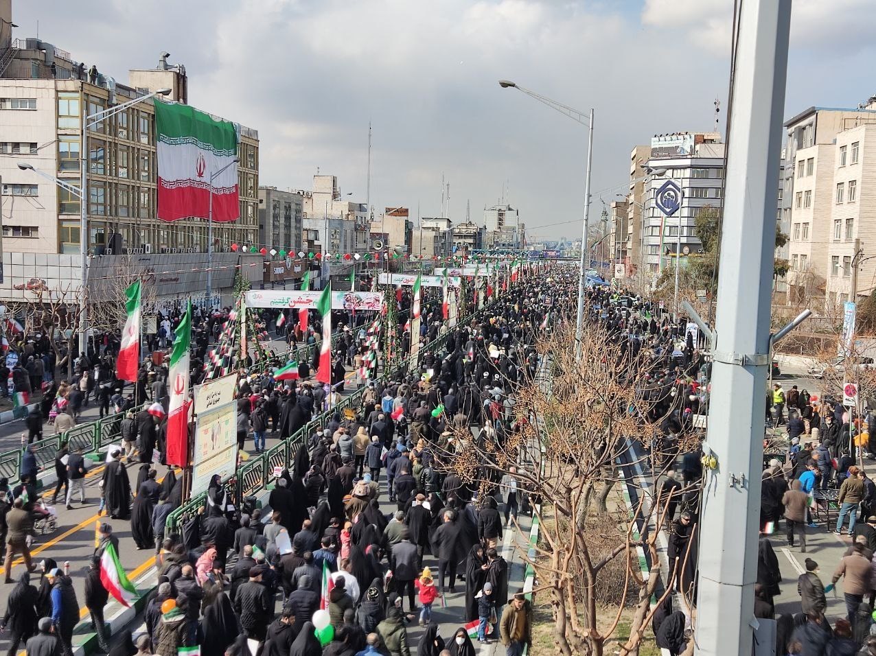 راهپیمایی 22 بهمن , انقلاب اسلامی , شهر تهران , 