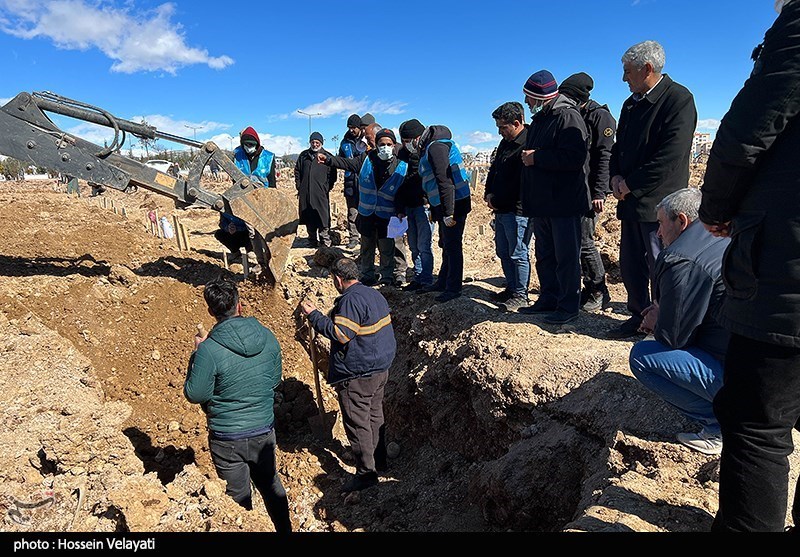 قبرستان شهر آدی‌یامان ترکیه پس از زلزله