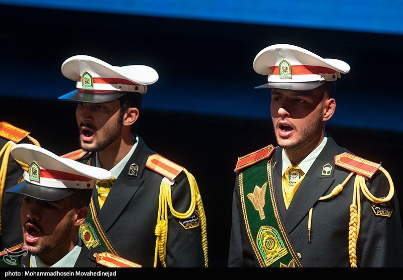 سومین شب سی و هشتمین جشنواره موسیقی فجر ، اجرای ارکستر رزم نوازان دفاع مقدس به رهبری فاضل عالیشان