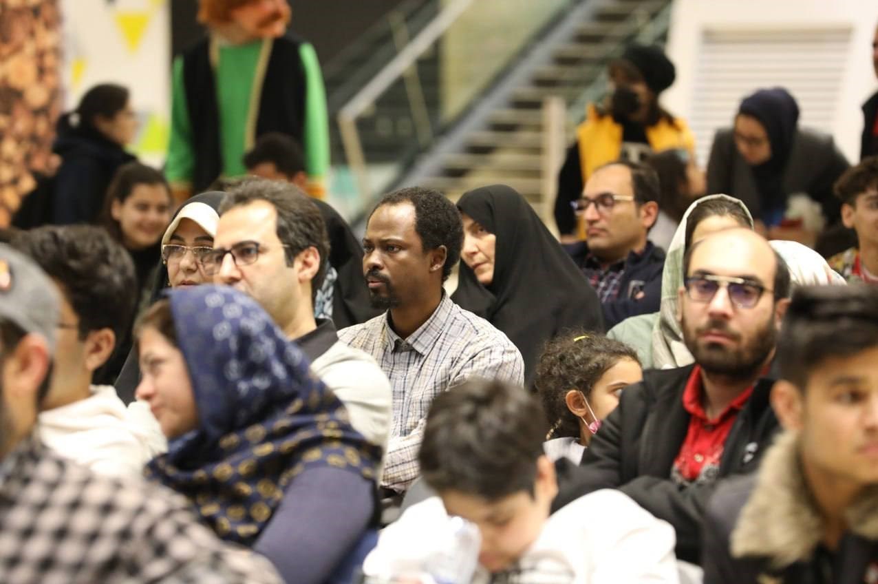 کتاب , امام حسین (ع) , امام سجاد (ع) , حرم حضرت ابوالفضل العباس(ع) , 