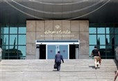 اماکن وزارت راه و شهرسازی در اختیار مردم قرار می‌گیرد