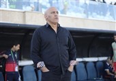 منصوریان: در بازی‌های خانگی غریب هستیم و تیمم دچار بحران سکو شده است/ فوتبال خوزستان سرعت‌گیر دارد