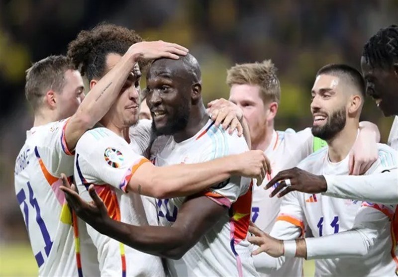 جام ملت‌های اروپا , تیم ملی فوتبال فرانسه , تیم ملی فوتبال هلند , تیم ملی فوتبال سوئد , زلاتان ابراهیموویچ , 