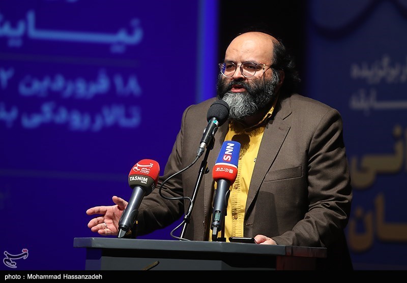 آیین اختتامیه نخستین مسابقه سحرخوانی ایرانیان