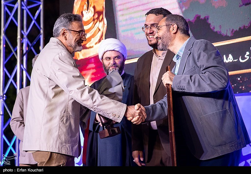 آیین معرفی چهره برتر هنر انقلاب اسلامی