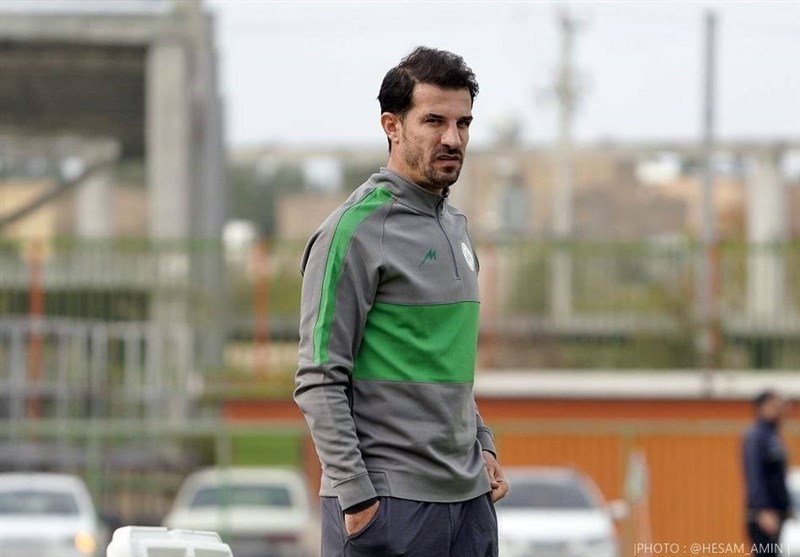 مربیان فوتبال ایران , فوتبال , فوتبال ایران , تیم فوتبال پرسپولیس , شمس آذر قزوین , تیم فوتبال مس رفسنجان , اسماعیل کارتال , سیداکبر پورموسوی | سید سیروس پورموسوی , 