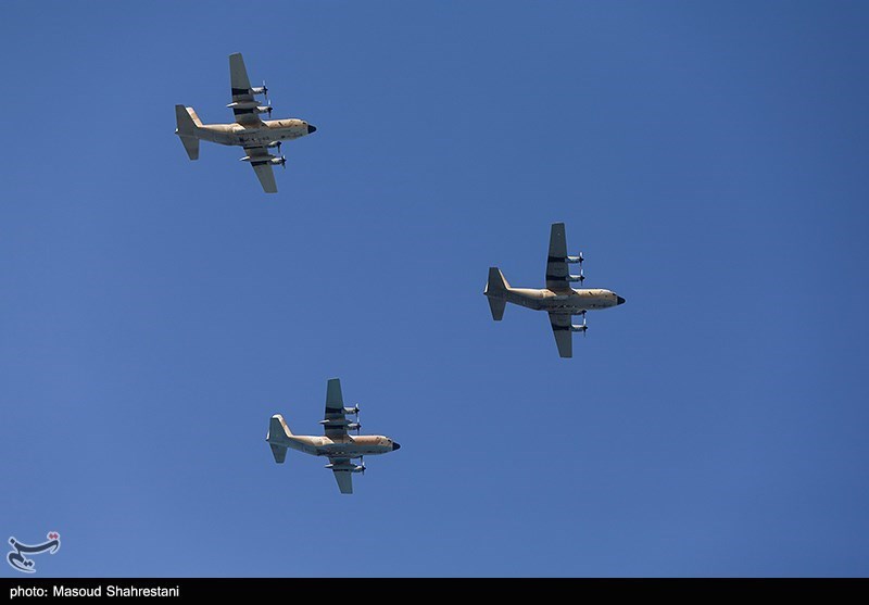 טקס המצעד של יום צבא הרפובליקה האסלאמית 