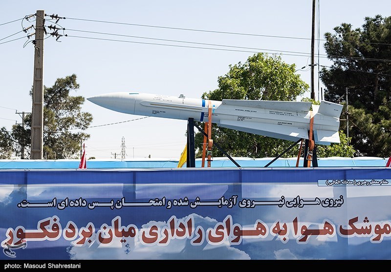 טקס המצעד של יום צבא הרפובליקה האסלאמית 