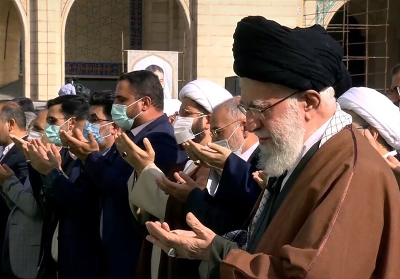 Ayatollah Khamenei Leads Eid al-Fitr Prayers in Tehran