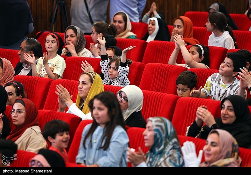 اختتامیه اولین دوره جشنواره تئاتر عروسکی تلویزیونی