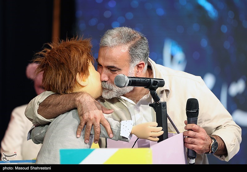 تلویزیون , صدا و سیما , شبکه کودک , برنامه کودک و نوجوان , بازیگران , کانون پرورش فکری , 