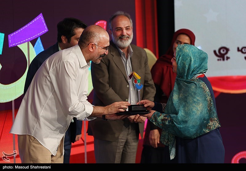 اختتامیه اولین دوره جشنواره تئاتر عروسکی تلویزیونی