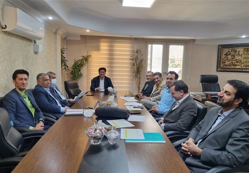 فدراسیون فوتبال , سازمان لیگ فوتبال ایران , منصور قنبرزاده , لیگ برتر فوتبال , کمیته مسابقات سازمان لیگ برتر , 