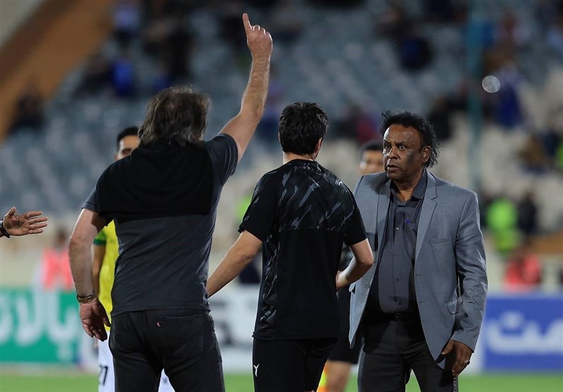 تیم فوتبال استقلال , ریکاردو ساپینتو , تیم فوتبال صنعت نفت آبادان ,