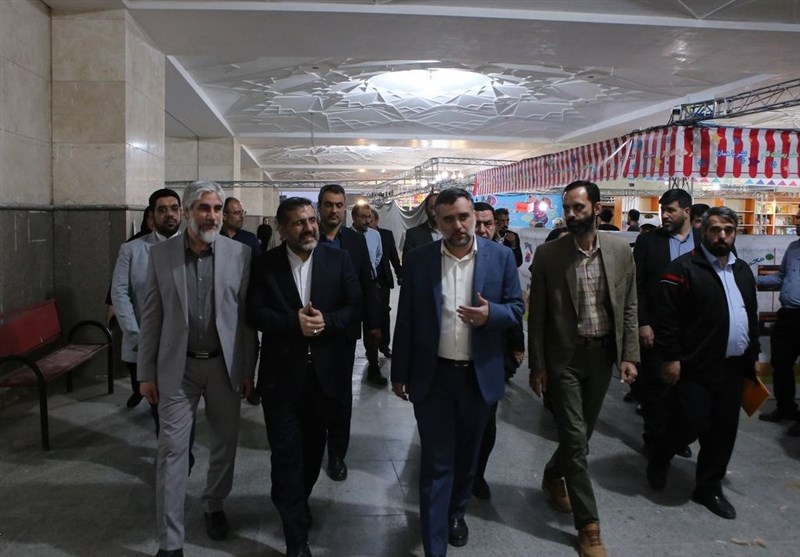 نمایشگاه کتاب