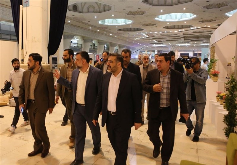 نمایشگاه کتاب