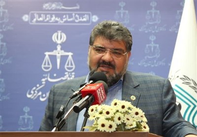 عبدلیان‌پور: توقیف کشتی‌های متخلف اجرای قانون است نه راهزنی دریایی
