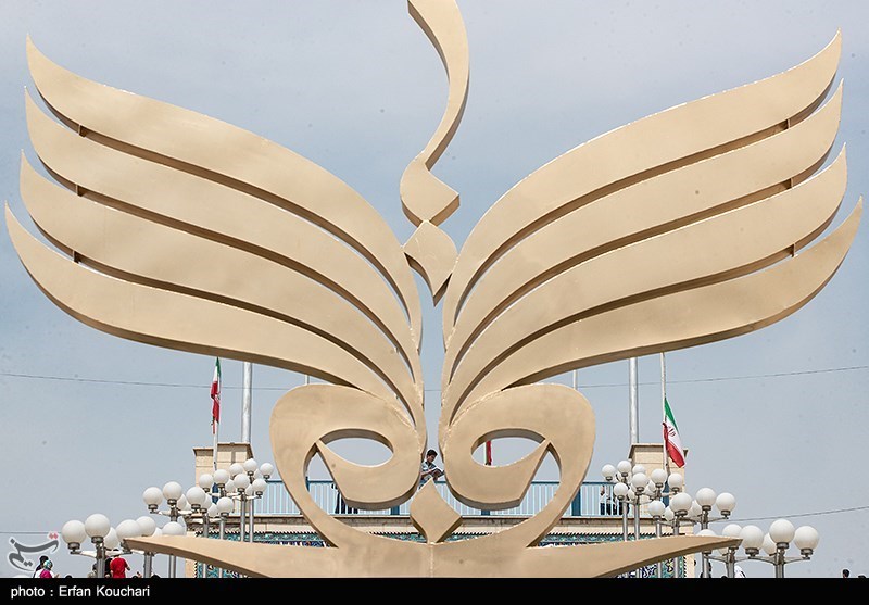 دومین روز سی و چهارمین نمایشگاه کتاب تهران