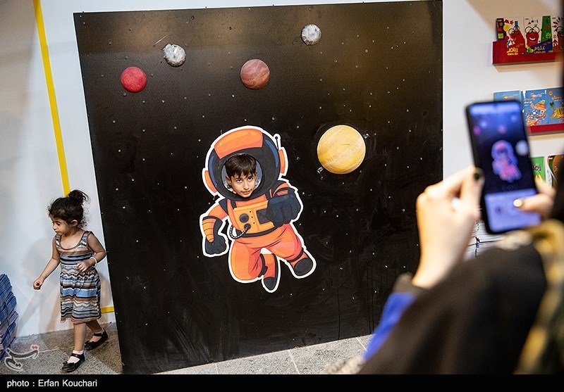 دومین روز سی و چهارمین نمایشگاه کتاب تهران