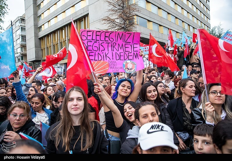 میتینگ‌های انتخاباتی، پرشور و جذاب برای طرفداران وجوانان در ترکیه