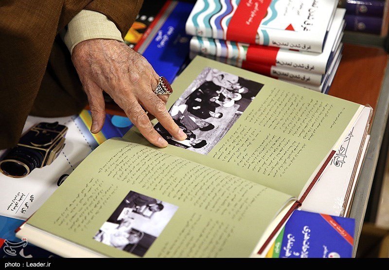 کتاب , شهید , نمایشگاه کتاب , 