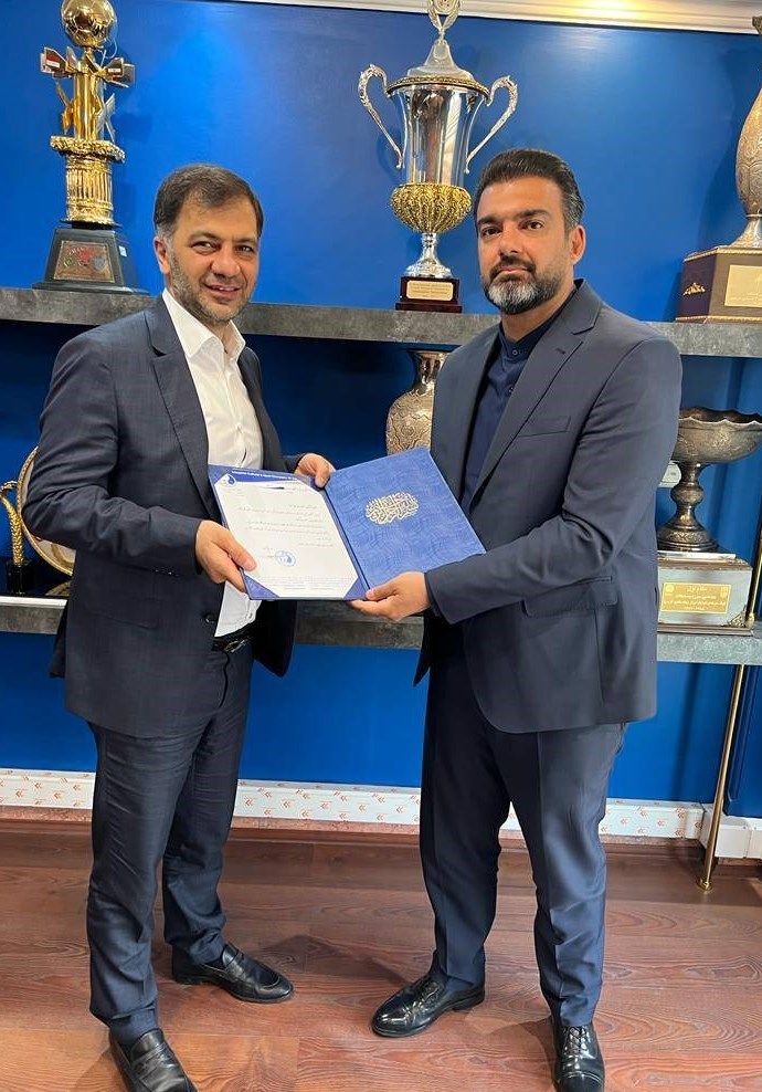 تیم فوتبال استقلال ,